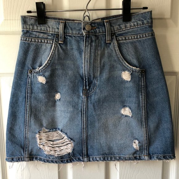 Reformation Sami Distressed Jean Skirt Size 25 - Picture 3 of 9